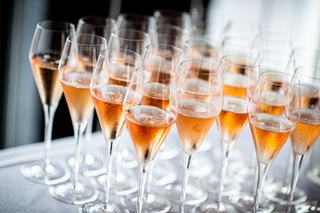 Calories champagne rosé par coupe et par bouteille