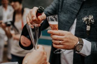 Température de service du champagne rosé : 8 à 10 °C