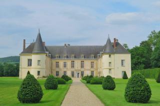 Pourquoi le prix du champagne rosé dépasse celui du brut